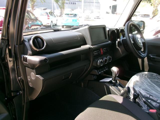 ジムニー XC 届出済未使用車 LEDヘッドライト スズキセーフティサポート コーナーセンサー シートヒーター ステアリングスイッチ クルコン スマートキー オートエアコン オートハイビーム ターボ 4WD(20枚目)