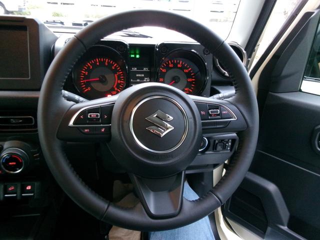 ジムニー ＸＣ　シフォンアイボリーメタリックブラック２トーン　届出済未使用車　ＬＥＤヘッドライト　スズキセーフティサポート　コーナーセンサー　シートヒーター　ステアリングスイッチ　クルコン　オートハイビーム（12枚目）