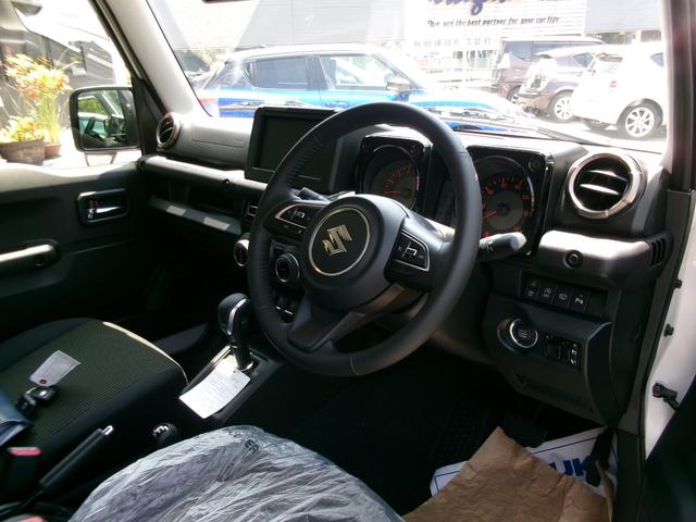ジムニー XC 届出済未使用車 LEDヘッドライト スズキセーフティサポート コーナーセンサー シートヒーター ステアリングスイッチ クルコン スマートキー オートエアコン オートハイビーム ターボ 4WD(9枚目)