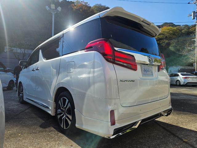 アルファード ２．５Ｓ　Ｃパッケージ　純正ディスプレイオーディオナビ　純正フリップダウンモニター　モデリスタエアロ　サンルーフ　両側電動スライドドア　パワーバックドア　デジタルインナーミラー　合皮シート　バックカメラ　ＥＴＣ２．０（6枚目）