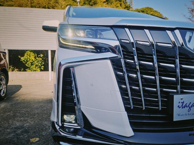 アルファード ２．５Ｓ　Ｃパッケージ　純正ディスプレイオーディオナビ　純正フリップダウンモニター　モデリスタエアロ　サンルーフ　両側電動スライドドア　パワーバックドア　デジタルインナーミラー　合皮シート　バックカメラ　ＥＴＣ２．０（7枚目）