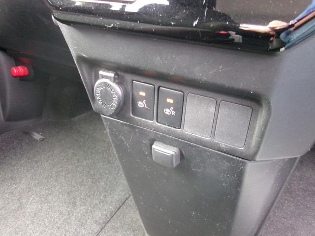 ルーミー カスタムＧ　純正９インチディスプレイオーディオ　パノラミックビューモニター　スマートアシスト　モデリスタリヤスポイラー　両側電動スライドドア　ＬＥＤヘッドライト＆フォグ　ＥＴＣ　シートヒーター　コーナーセンサー（18枚目）