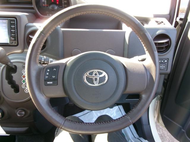 ポルテ Ｆ　純正ナビ　スマートキー　電動スライドドア　ドラレコ前後　アームレスト　フォグライト　ステアリングスイッチ　横滑り防止装置　ＢＴオーディオ　ワンセグテレビ（10枚目）