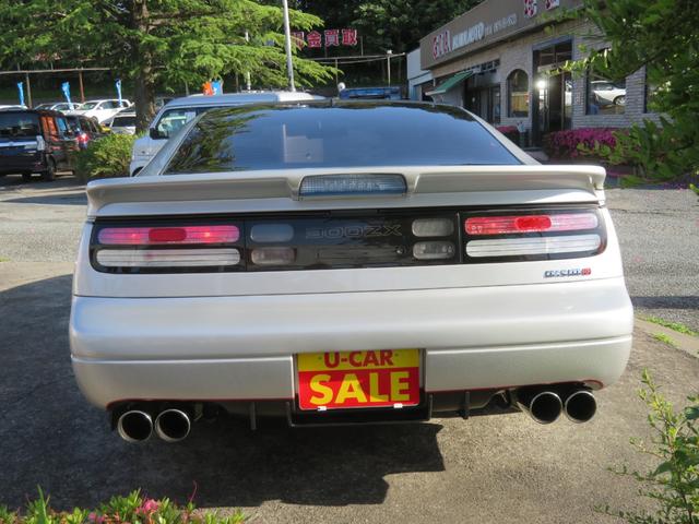 フェアレディＺ ３００ＺＸ　／３００ＺＸフロアオートマ／修復歴なし／２ｂｙ２シート／Ｔバールーフ／ＨＩＤヘッドライト／ＴＥＩＮ車高調付／社外フルセグＴＶ付ナビ／Ｚ＃＃専用アルミ付／フジツボマフラー／エアロパーツ付／禁煙車／（10枚目）