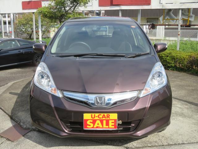 フィットハイブリッド ＸＨセレクション　ファインスタイル　／ワンオーナー車／ＨＩＤヘッドライト／純正フルセグＴＶ付９インチナビ／バックカメラ付／ＥＴＣ付／スマートキー・プッシュスタート／禁煙車／記録簿付／修復歴なし／（22枚目）