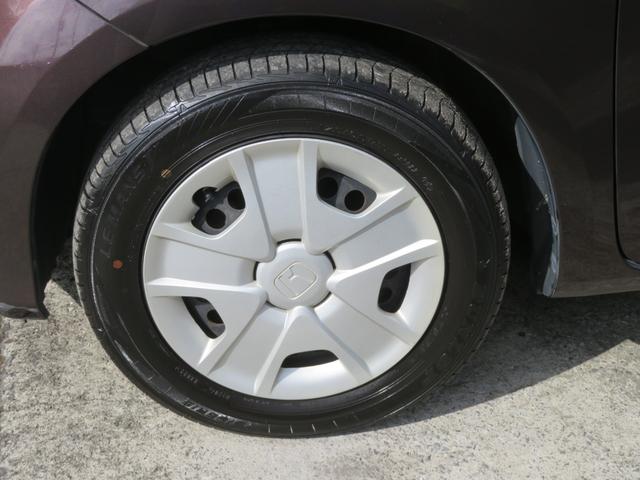 フィットハイブリッド ＸＨセレクション　ファインスタイル　／ワンオーナー車／ＨＩＤヘッドライト／純正フルセグＴＶ付９インチナビ／バックカメラ付／ＥＴＣ付／スマートキー・プッシュスタート／禁煙車／記録簿付／修復歴なし／（26枚目）