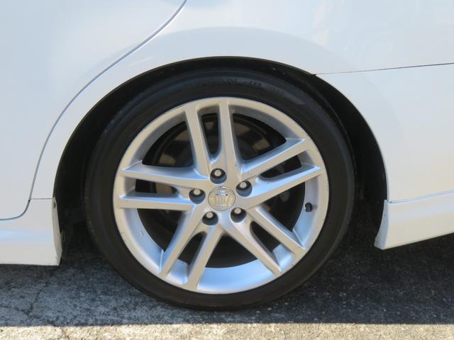 クラウン 2.5アスリート /後期型/純正フルセグTV付HDDナビ・バックカメラ付/HIDヘッドライト/純正エアロパーツ付/純正18インチアルミ付/ローダウン・RSRダウンサス/スマートキー・プッシュスタートエンジン/禁煙車/(27枚目)