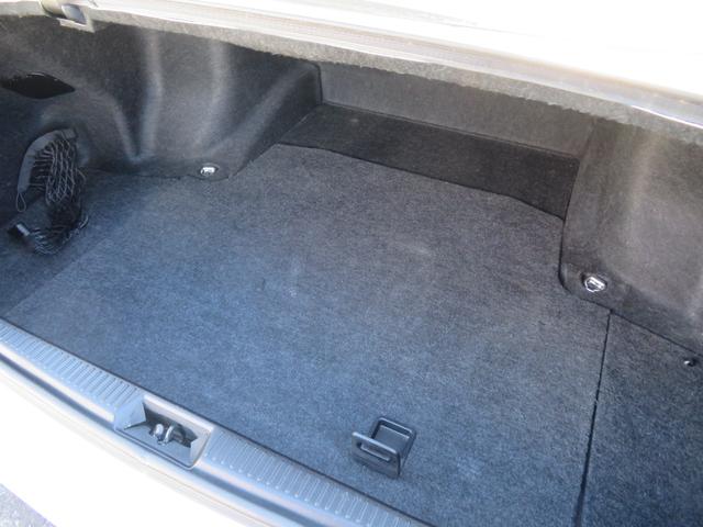 クラウン 2.5アスリート /後期型/純正フルセグTV付HDDナビ・バックカメラ付/HIDヘッドライト/純正エアロパーツ付/純正18インチアルミ付/ローダウン・RSRダウンサス/スマートキー・プッシュスタートエンジン/禁煙車/(39枚目)