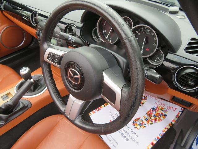 ロードスター RS RHT /6速マニュアル車/プレミアパッケージ/タイミングチェーン/電動オープン/本革シート/シートヒーター付/HIDヘッドライト/純正アルミホイール/禁煙車/記録簿付/修復歴なし/(31枚目)