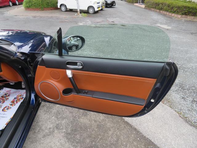 ロードスター RS RHT /6速マニュアル車/プレミアパッケージ/タイミングチェーン/電動オープン/本革シート/シートヒーター付/HIDヘッドライト/純正アルミホイール/禁煙車/記録簿付/修復歴なし/(35枚目)