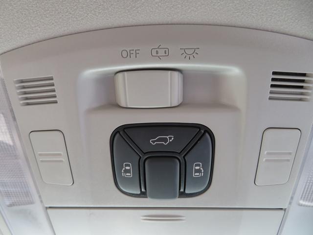 アルファード 240S タイプゴールド /後期型/7人乗り/両側パワースライドドア/パワーバックドア/ハーフレザーシート/純正フルセグTV付ナビ・バックカメラ付/リアフリップダウンモニター付/HIDヘッドライト/禁煙車/修復歴なし/記録簿付(17枚目)