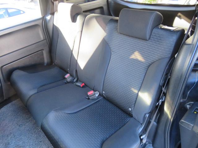 フリードスパイク Ｇ　ジャストセレクション　ワンオーナー車／両側パワースライドドア／左パワースライドドア付／ＨＩＤヘッドライト／社外フルセグＴＶ付ナビ／バックカメラ付／ドライブレコーダー・ＥＴＣ付／禁煙車／記録簿付／修復歴なし／（20枚目）