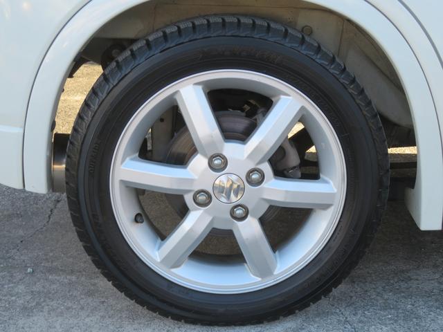 �����̂P�T�C���`�A���~�z�C�[������������Ă��܂��B�^�C���̍a�������Ղ�I