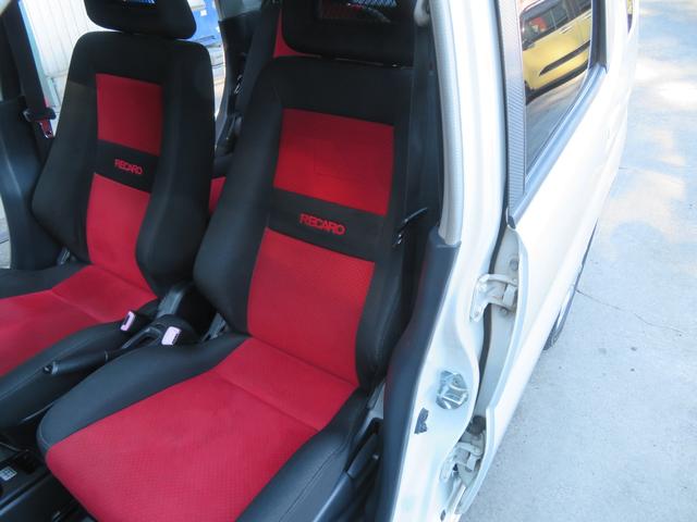 ���J���V�[�g�ł��B����ȃV�[�g���N���[�j���O�ς݂łƂĂ��Y��ɕۂ���Ă��܂��B