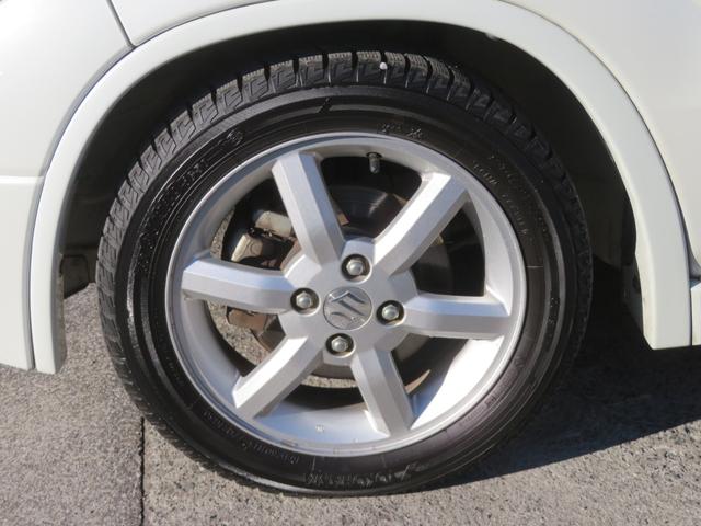 �����̂P�T�C���`�A���~�z�C�[������������Ă��܂��B�^�C���̍a�������Ղ�I