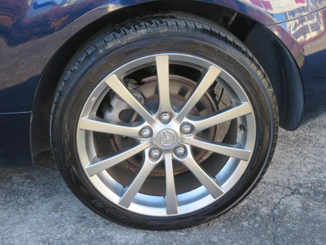 �����̂P�V�C���`�A���~�z�C�[������������Ă��܂��B�^�C���̍a�������Ղ�I