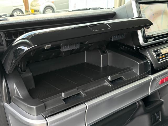 スペーシアカスタム ハイブリッドＸＳターボ　全方位カメラ　８インチナビ　ＥＴＣ　両側パワースライド　クルーズコントロール　ヘッドアップディスプレイ　パドルシフト（29枚目）