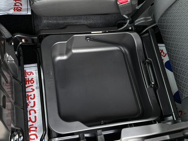 スペーシアカスタム ハイブリッドＸＳターボ　全方位カメラ　８インチナビ　ＥＴＣ　両側パワースライド　クルーズコントロール　ヘッドアップディスプレイ　パドルシフト（32枚目）