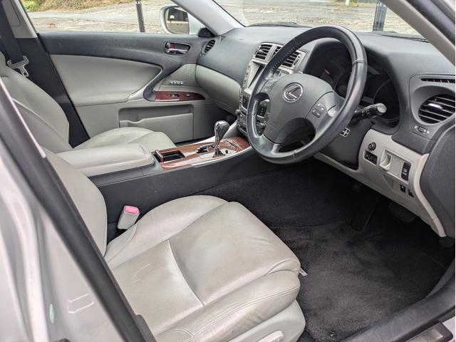 IS IS250 バージョンL サンルーフ レザーシート シートヒータ エアシート 純正HDDナビ ドライブレコーダー前後(19枚目)