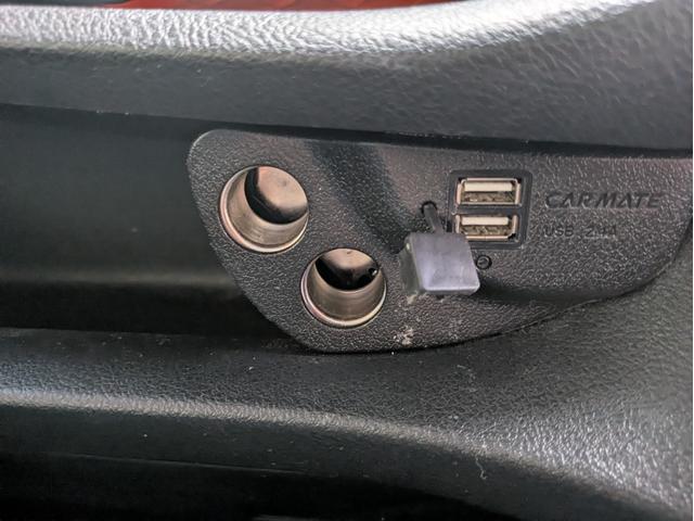 シエンタ ハイブリッドＸ　電動スライドドア　７人乗り　ＬＥＤヘッドライト　ナビ　バックカメラ　フルセグＴＶ視聴可能　ドライブレコーダー　コーナーセンサー（24枚目）