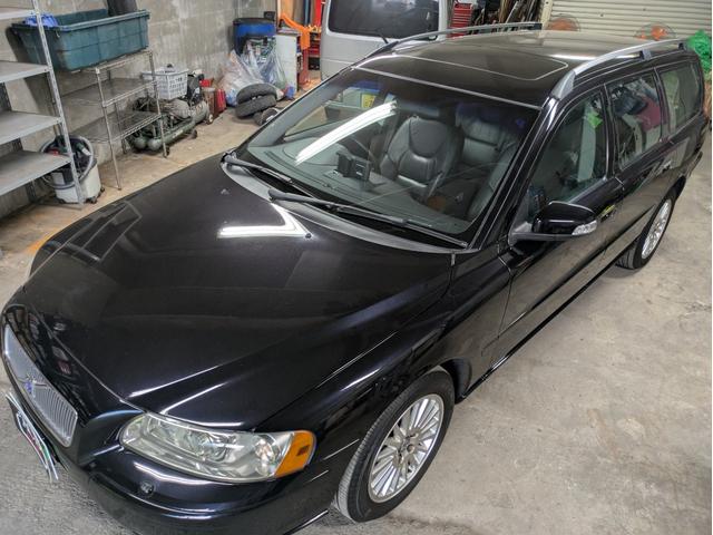 Ｖ７０ クラシック　サンルーフ　レザーシート　ＨＩＤヘッドライト　シートヒータ　メモリ付きパワーシート（3枚目）