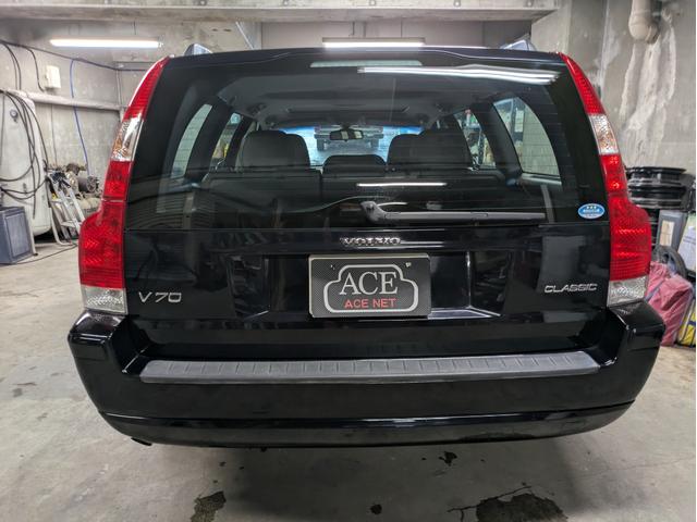 Ｖ７０ クラシック　サンルーフ　レザーシート　ＨＩＤヘッドライト　シートヒータ　メモリ付きパワーシート（6枚目）