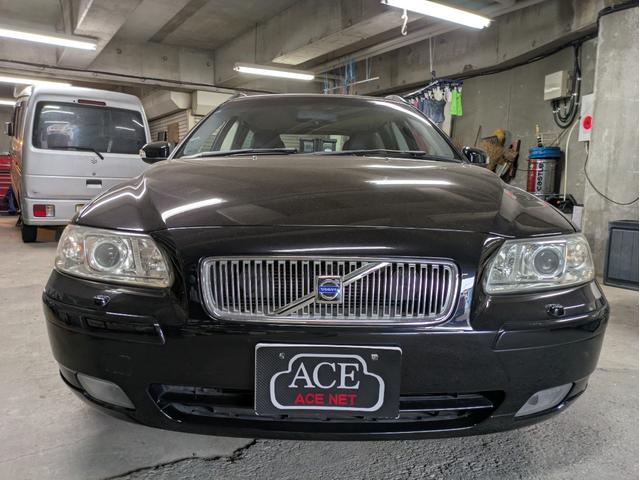 Ｖ７０ クラシック　サンルーフ　レザーシート　ＨＩＤヘッドライト　シートヒータ　メモリ付きパワーシート（13枚目）