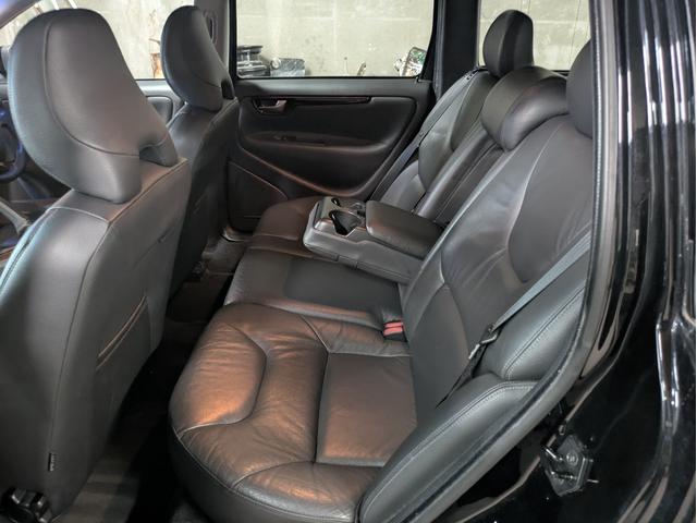 Ｖ７０ クラシック　サンルーフ　レザーシート　ＨＩＤヘッドライト　シートヒータ　メモリ付きパワーシート（29枚目）