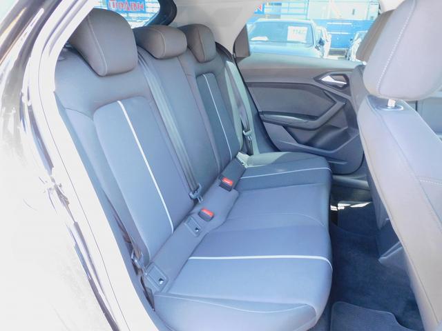 A1スポーツバック 35TFSI アドバンスド ACC・レーンキープ・MMIナビTV・Bカメラ・アシスタンス&コンビニエンスP・Bluetooth・スマートキー・バーチャルコックピット・LEDライト・純正17インチAW・コーナーセンサー・ETC(6枚目)