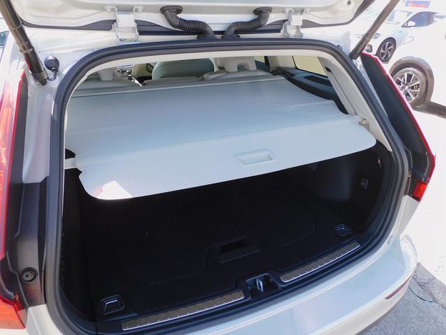 Ｖ６０ クロスカントリー　Ｔ５　ＡＷＤ　プロ　インテリセーフ・ＡＣＣ・本革エアシート・ナビＴＶ・全周囲カメラ・ＣａｒＰｌａｙ・ｈａｒｍａｎ／ｋａｒｄｏｎサウンド・Ｂｌｕｅｔｏｏｔｈ・パワーバックドア・純正１９ＡＷ・ＬＥＤライト・コーナーセンサー（40枚目）