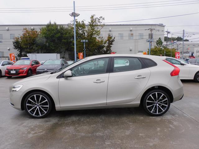 VOLVO V40 D4 DYNAMIC EDITION