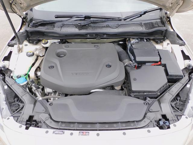 VOLVO V40 D4 DYNAMIC EDITION
