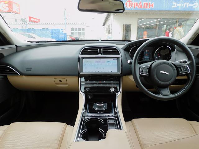 XE XE プレステージ ACC・本革シート・純正ナビTV・バックカメラ・Bluetooth・MERIDIANサウンド・純正18インチAW・コーナーセンサー・HIDライト・パワートランク・ベンチレーションシート・パークアシスト(3枚目)