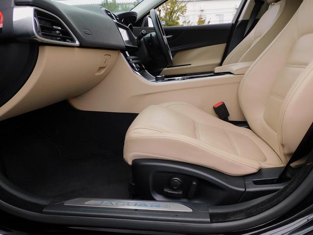 XE XE プレステージ ACC・本革シート・純正ナビTV・バックカメラ・Bluetooth・MERIDIANサウンド・純正18インチAW・コーナーセンサー・HIDライト・パワートランク・ベンチレーションシート・パークアシスト(38枚目)