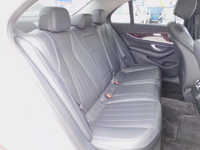 Eクラス E400 4マチック エクスクルーシブ 1オーナー・レーダーセーフティP・黒革シート・純正ナビTV・全周囲カメラ・CarPlay・Bluetooth・キーレスゴー・純正18AW・コーナーセンサー・パワートランク・LEDライト・2.0ETC(8枚目)