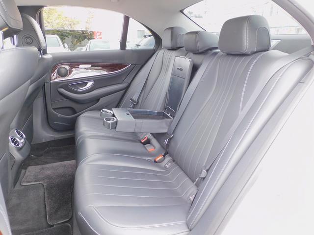 Eクラス E400 4マチック エクスクルーシブ 1オーナー・レーダーセーフティP・黒革シート・純正ナビTV・全周囲カメラ・CarPlay・Bluetooth・キーレスゴー・純正18AW・コーナーセンサー・パワートランク・LEDライト・2.0ETC(43枚目)