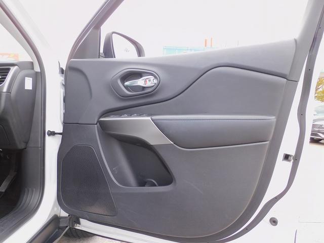 ジープ・チェロキー ロンジチュード ローンチエディション 後期・限定200台・ACC・黒革シート・ナビTV・バックカメラ・CarPlay・ETC・純正17インチAW・コーナーセンサー・LEDライト・パワーバックドア・シートヒーター・レーンキープ・BSM(38枚目)