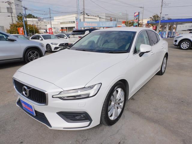 S60 T4 モメンタム インテリセーフ・本革シート・ナビTV・全周囲カメラ・CarPlay・Bluetooth・コーナーセンサー・純正17インチAW・LEDライト・シートヒーター・スマートキー・Pアシスト・レーンキープ(32枚目)