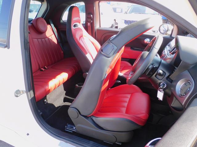 アバルト595 ツーリズモ 赤革シート・ナビフルセグTV・Bluetooth・キーレスキー・HIDライト・ETC・リアコーナーセンサー・純正17インチAW・パドルシフト・革ステアリング・フロアマット・フォグライト(49枚目)