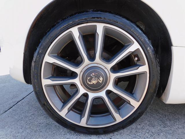 アバルト595 ツーリズモ 赤革シート・ナビフルセグTV・Bluetooth・キーレスキー・HIDライト・ETC・リアコーナーセンサー・純正17インチAW・パドルシフト・革ステアリング・フロアマット・フォグライト(58枚目)