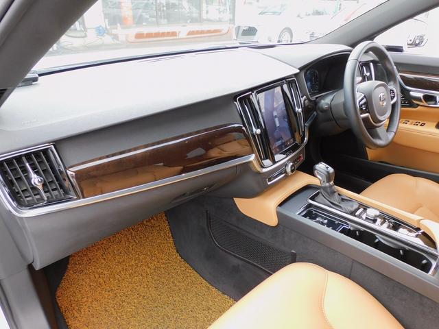 V90 D4 ノルディックエディション 限定60台・インテリセーフ・本革・サンルーフ・HUD・ナビTV・CarPlay・全周囲カメラ・コーナーセンサー・パワーバックドア・純正19インチAW・harman/kardonサウンド・ETC・USB(10枚目)