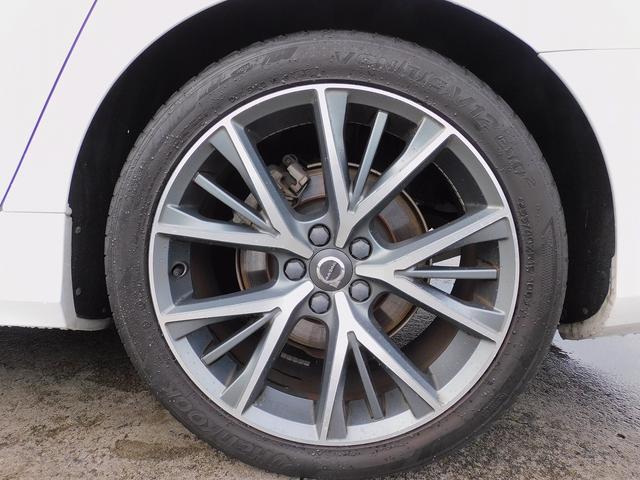 V90 D4 ノルディックエディション 限定60台・インテリセーフ・本革・サンルーフ・HUD・ナビTV・CarPlay・全周囲カメラ・コーナーセンサー・パワーバックドア・純正19インチAW・harman/kardonサウンド・ETC・USB(75枚目)