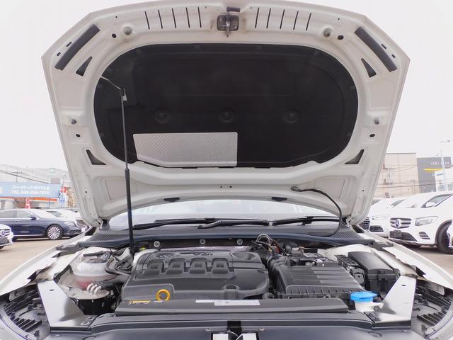 パサートヴァリアント TDIエレガンスライン ACC・Discover Pro・ナビTV・バックカメラ・CarPlay・2.0ETC・ハーフレザー・シートヒーター・LEDライト・コーナーセンサー・パワーバックドア・パーキングアシスト・USB(72枚目)