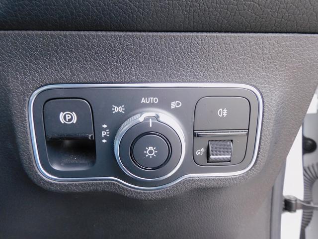 ＧＬＢ ＧＬＢ２５０　４マチック　スポーツ　ＲＳＰ・ＡＭＧスタイリングＰ・黒本革シート・ナビＴＶ・全周囲カメラ・ＡＭＧ２０ＡＷ・ナイトパッケージ・キーレスゴー・パワーバックドア・コーナーセンサー・ＬＥＤライト・アンビエント６４色（37枚目）