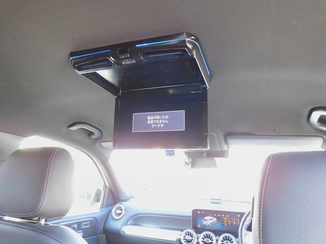 ＧＬＢ ＧＬＢ２５０　４マチック　スポーツ　レーダーセーフティＰ・黒本革シート・ＡＭＧスタイリングＰ・後席モニター・ナビＴＶ・全周囲カメラ・Ｂｌｕｅｔｏｏｔｈ・キーレスゴー・パワーバックドア・ＬＥＤライト・アンビエント６４色・ＥＴＣ・ＵＳＢ（14枚目）