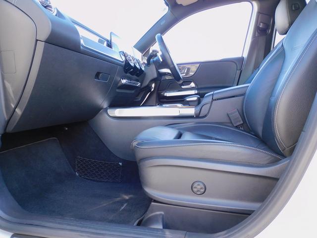 ＧＬＢ ＧＬＢ２５０　４マチック　スポーツ　レーダーセーフティＰ・黒本革シート・ＡＭＧスタイリングＰ・後席モニター・ナビＴＶ・全周囲カメラ・Ｂｌｕｅｔｏｏｔｈ・キーレスゴー・パワーバックドア・ＬＥＤライト・アンビエント６４色・ＥＴＣ・ＵＳＢ（41枚目）