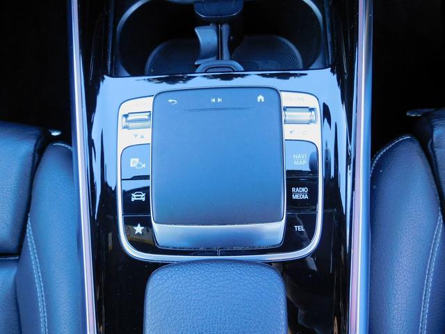 ＧＬＢ ＧＬＢ２５０　４マチック　スポーツ　レーダーセーフティＰ・黒本革シート・ＡＭＧスタイリングＰ・後席モニター・ナビＴＶ・全周囲カメラ・Ｂｌｕｅｔｏｏｔｈ・キーレスゴー・パワーバックドア・ＬＥＤライト・アンビエント６４色・ＥＴＣ・ＵＳＢ（49枚目）