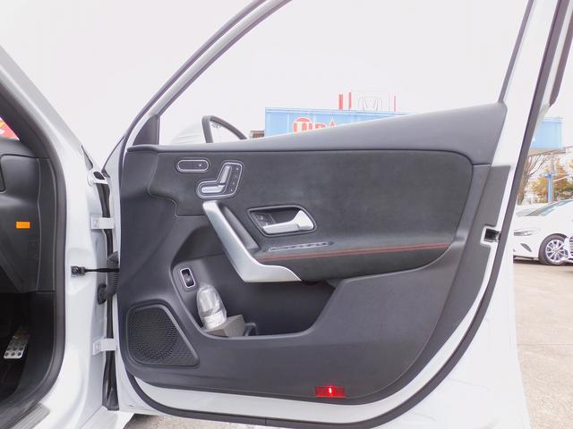 Ａクラスセダン Ａ２５０　４マチックセダン　ＡＭＧライン　レーダーセーフティＰ・ナビＴＶ・Ｂカメラ・パーキングアシスト・Ｂｌｕｅｔｏｏｔｈ・キーレスゴー・ＡＭＧ１８インチＡＷ・コーナーセンサー・ＬＥＤライト・ハーフレザー・シートヒーター・２．０ＥＴＣ・ＵＳＢ（40枚目）