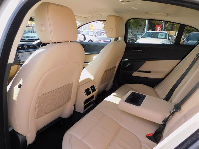 ＸＥ ＸＥ　プレステージ　１オーナー・ＡＣＣ・本革シート・純正ナビＴＶ・バックカメラ・Ｂｌｕｅｔｏｏｔｈ・ＥＴＣ・スマートキー・レーンキープ・ＢＳＭ・コーナーセンサー・純正１８インチＡＷ・ＨＩＤライト・ＭＥＲＩＤＩＡＮサウンド（44枚目）