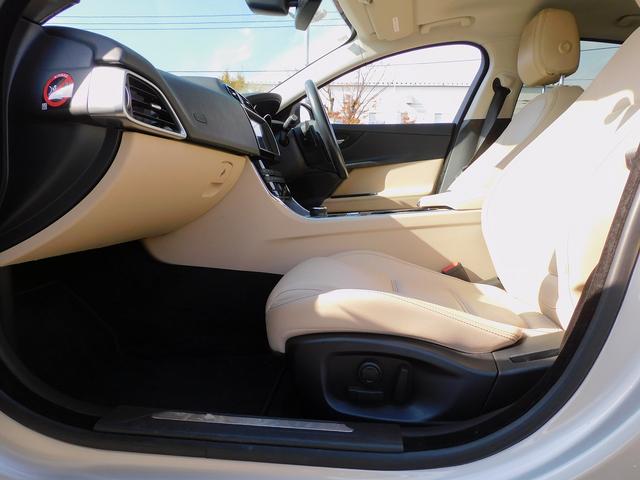 ＸＥ ＸＥ　プレステージ　１オーナー・ＡＣＣ・本革シート・純正ナビＴＶ・バックカメラ・Ｂｌｕｅｔｏｏｔｈ・ＥＴＣ・スマートキー・レーンキープ・ＢＳＭ・コーナーセンサー・純正１８インチＡＷ・ＨＩＤライト・ＭＥＲＩＤＩＡＮサウンド（45枚目）